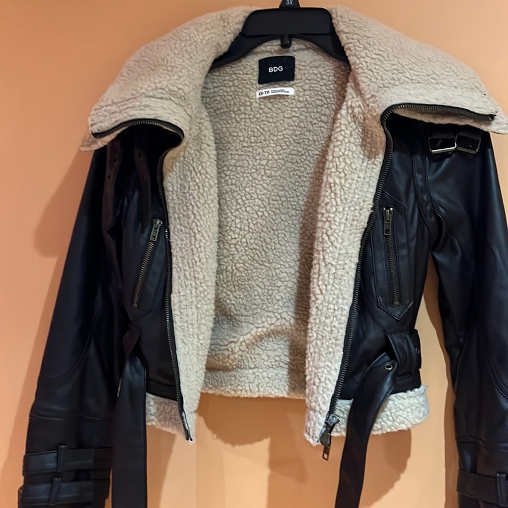 Ladies crop jacket